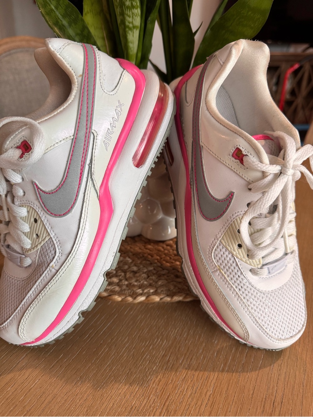 Nike Air Max White and Hot Pink Women's Sneakers